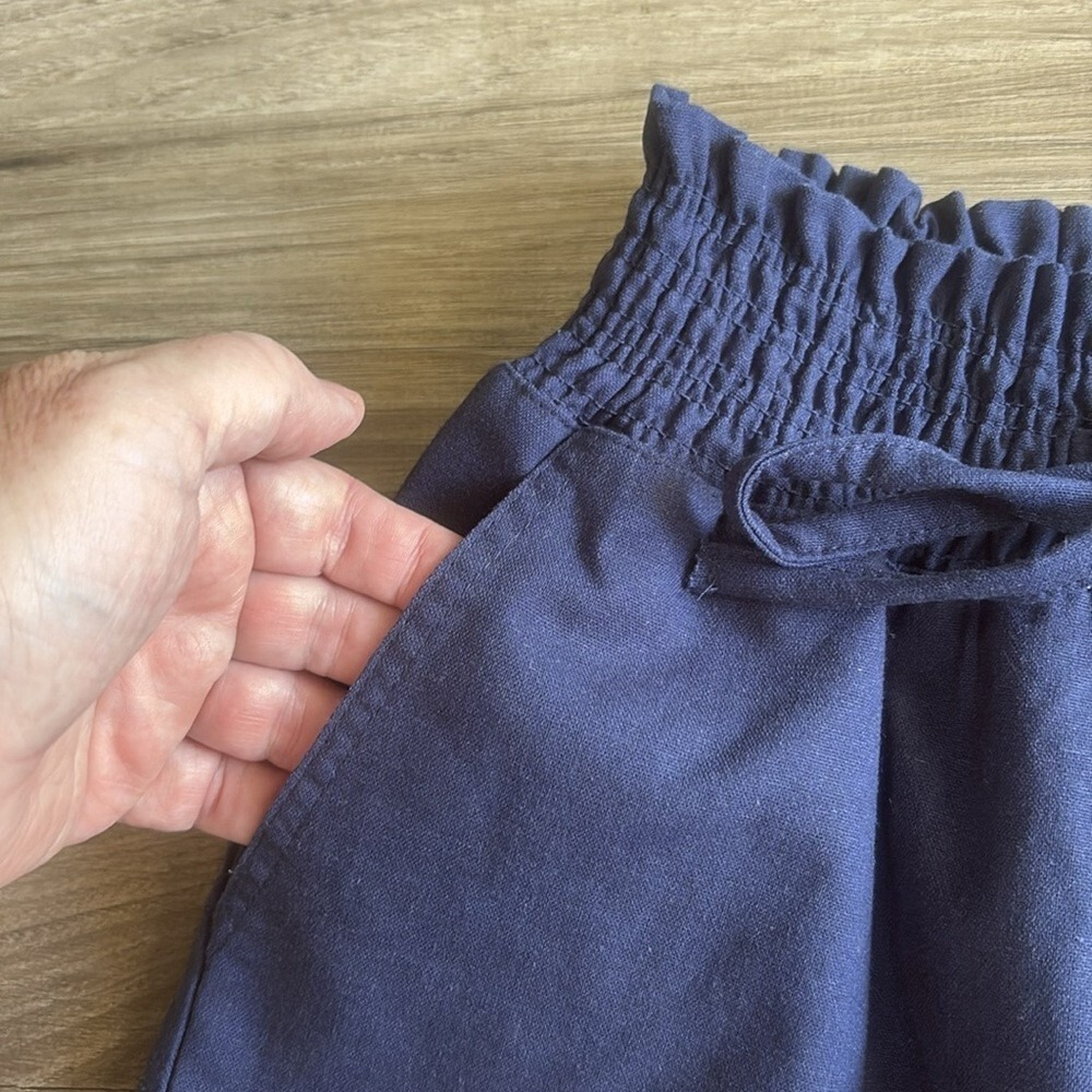 Mint Women's‎ Size Small Shorts Navy Blue Cotton Linen Blend  Vacation Resort - Picture 3 of 12